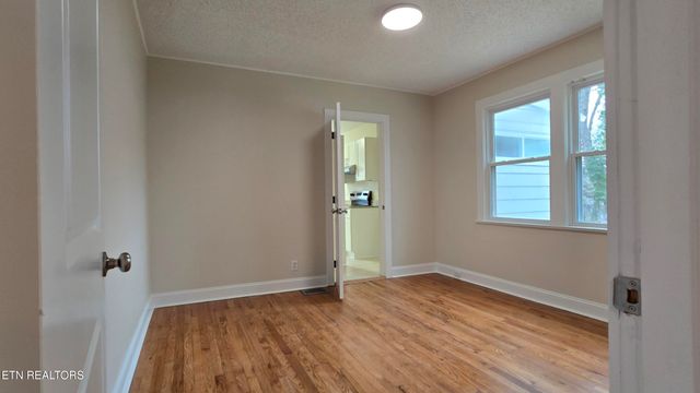 6108 Easton Rd, Knoxville, TN 37920