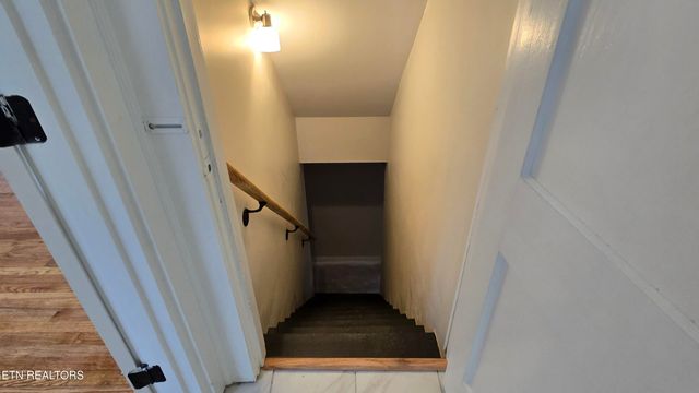 6108 Easton Rd, Knoxville, TN 37920