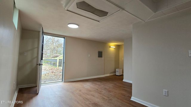 6108 Easton Rd, Knoxville, TN 37920