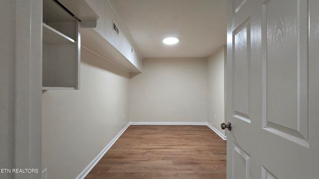 6108 Easton Rd, Knoxville, TN 37920