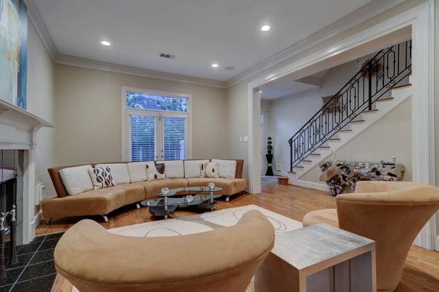 5313 Fayette, Houston, TX 77056