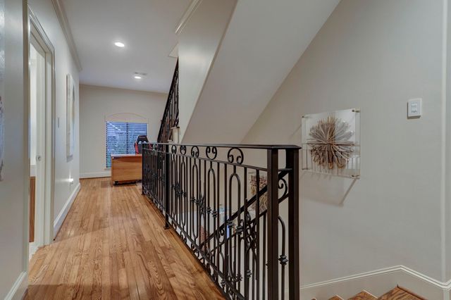 5313 Fayette, Houston, TX 77056