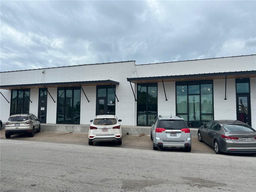 309 N Tabor Street North Tabor Street N 309, Bryan, TX 77803 — photo 3
