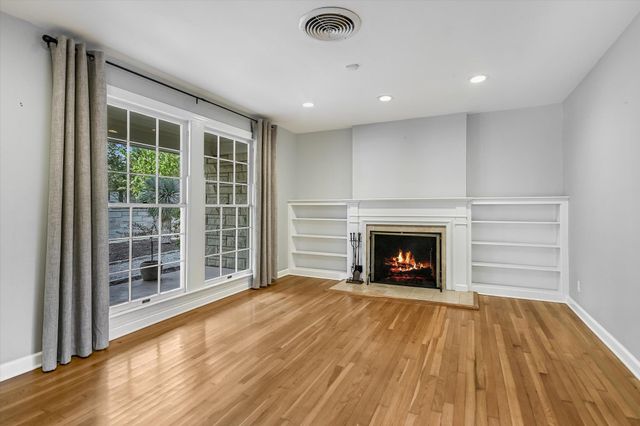 4517 Bull Creek RD, Austin, TX 78731