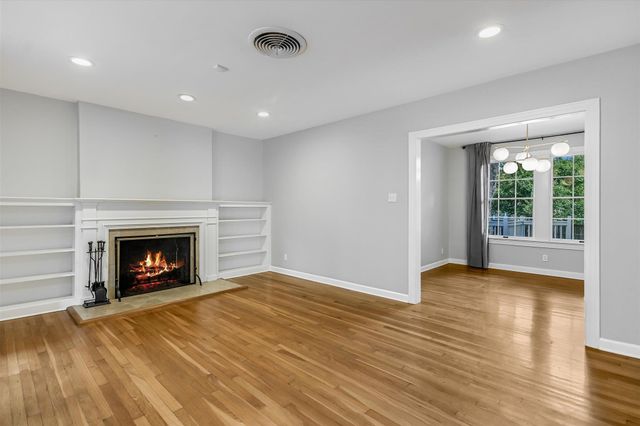 4517 Bull Creek RD, Austin, TX 78731