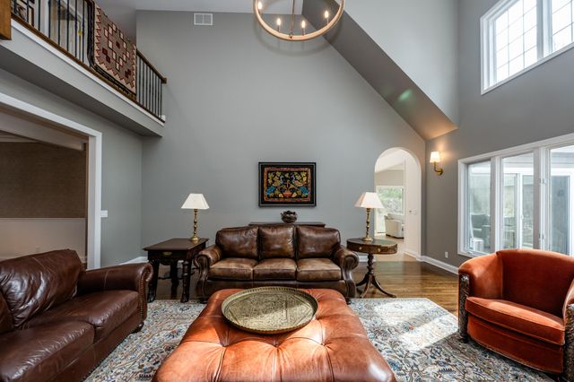 3040 Dunes Valley Path, Stevensville, MI 49127