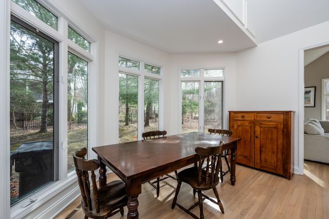 3040 Dunes Valley Path, Stevensville, MI 49127