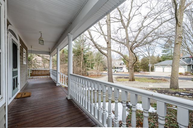 3040 Dunes Valley Path, Stevensville, MI 49127