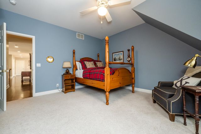 3040 Dunes Valley Path, Stevensville, MI 49127