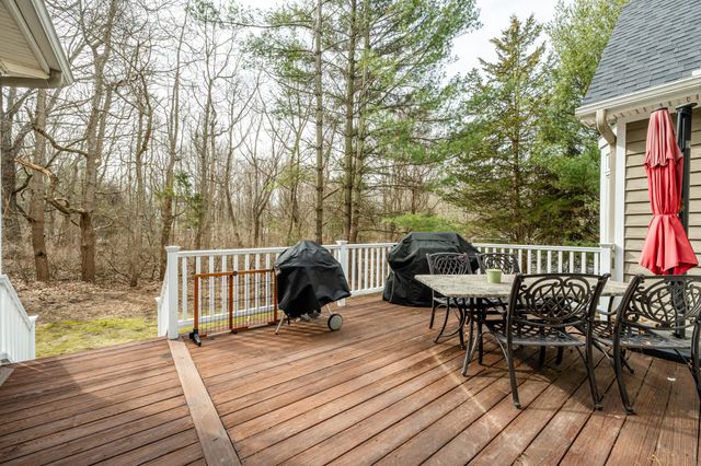 3040 Dunes Valley Path, Stevensville, MI 49127