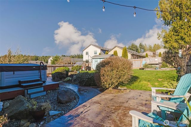 387 Max William Loop, Poulsbo, WA 98370