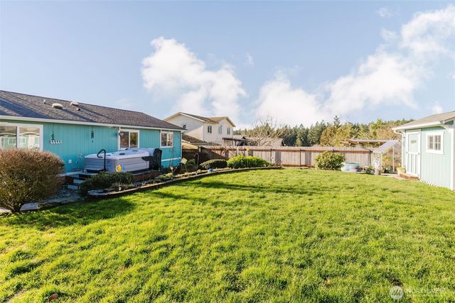 387 Max William Loop, Poulsbo, WA 98370