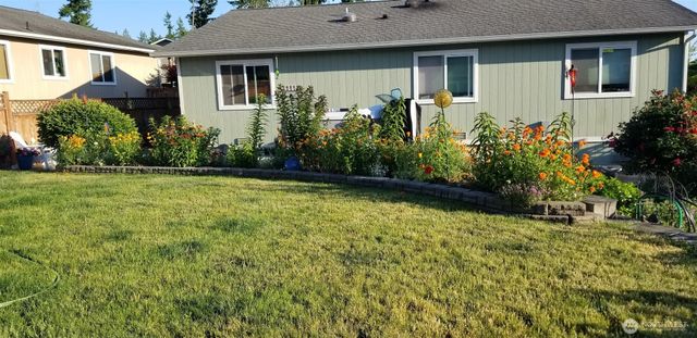 387 Max William Loop, Poulsbo, WA 98370