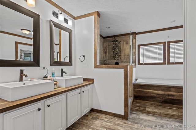 11887 Sandpiper, Marietta, OK 73459