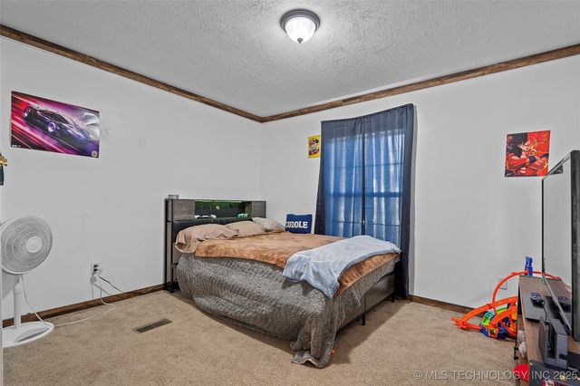 11887 Sandpiper, Marietta, OK 73459