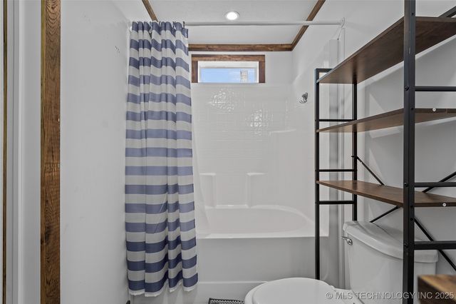 11887 Sandpiper, Marietta, OK 73459