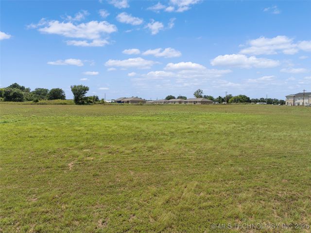 11887 Sandpiper, Marietta, OK 73459