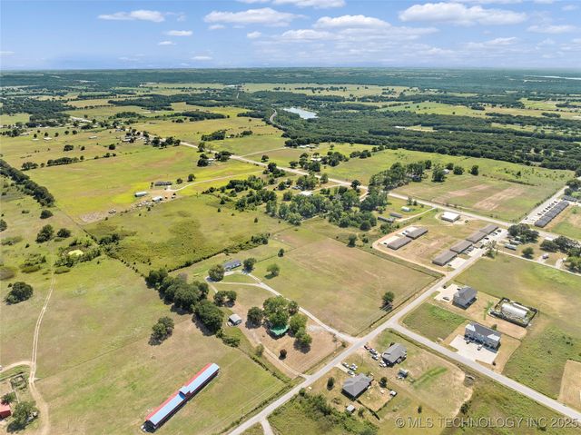 11887 Sandpiper, Marietta, OK 73459