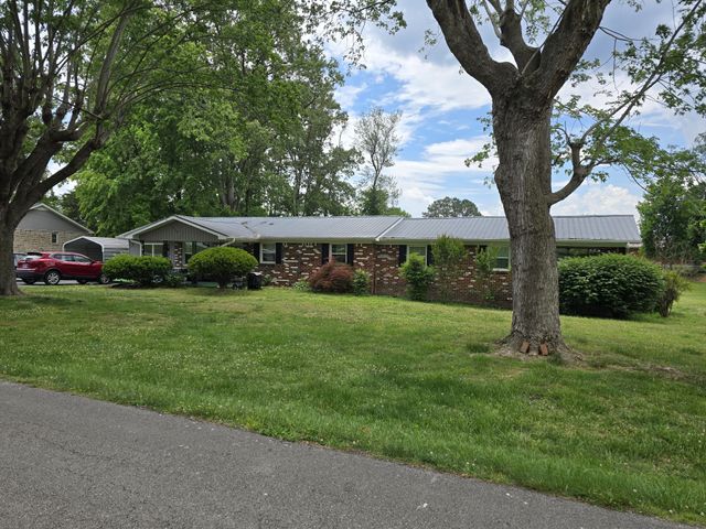 203 Cherry Ln, Mcminnville, TN 37110