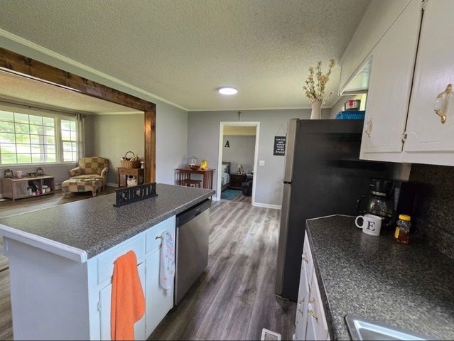 203 Cherry Ln, Mcminnville, TN 37110