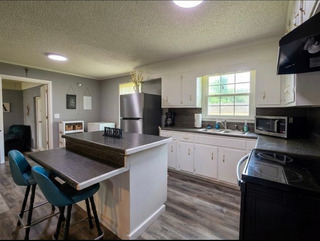 203 Cherry Ln, Mcminnville, TN 37110