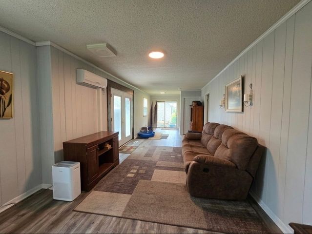 203 Cherry Ln, Mcminnville, TN 37110