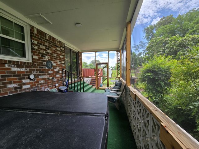 203 Cherry Ln, Mcminnville, TN 37110