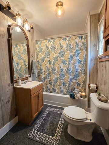 203 Cherry Ln, Mcminnville, TN 37110