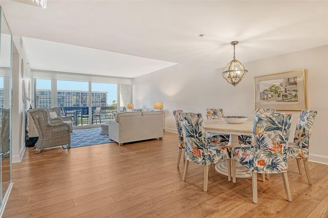 1115 GULF OF MEXICO DRIVE 304, Longboat Key, FL 34228