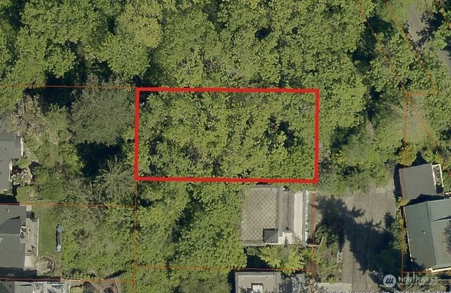 501 33rd Avenue S, Seattle, WA 98144