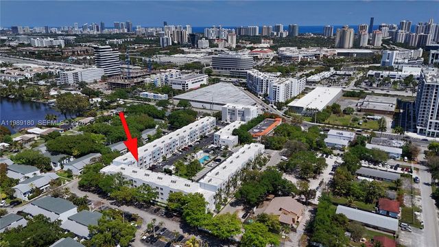 2555 NE 193rd St 2122, Miami, FL 33180