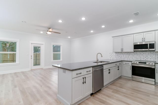 704 Ferguson Drive 1, Fort Walton Beach, FL 32547