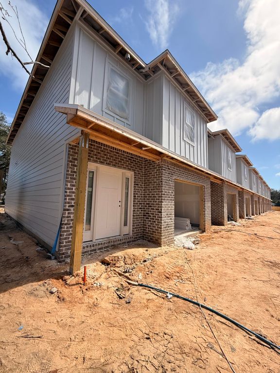 704 Ferguson Drive 1, Fort Walton Beach, FL 32547