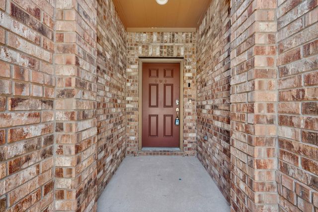 2004 August Jake DR, Leander, TX 78641