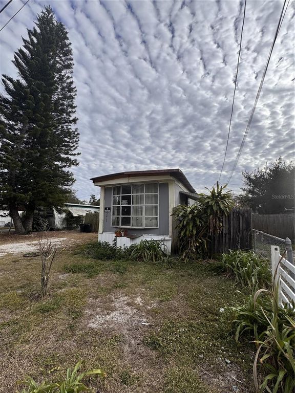 7417 GULF BREEZE CIRCLE, Hudson, FL 34667