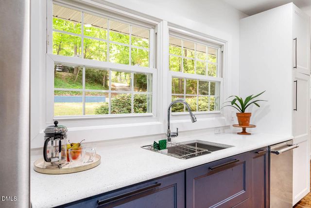 31 Mt Bolus Road, Chapel Hill, NC 27514