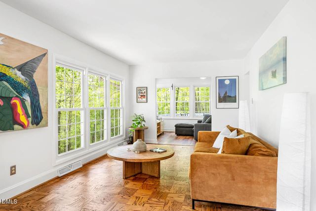 31 Mt Bolus Road, Chapel Hill, NC 27514