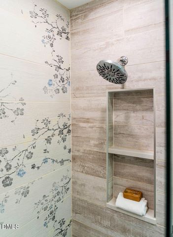 31 Mt Bolus Road, Chapel Hill, NC 27514