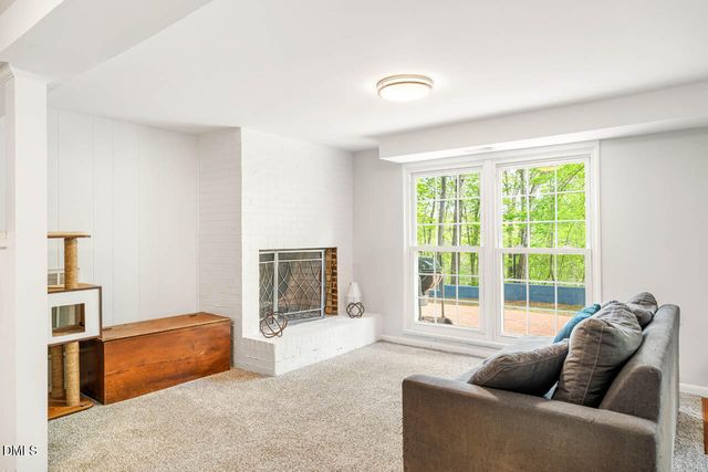 31 Mt Bolus Road, Chapel Hill, NC 27514