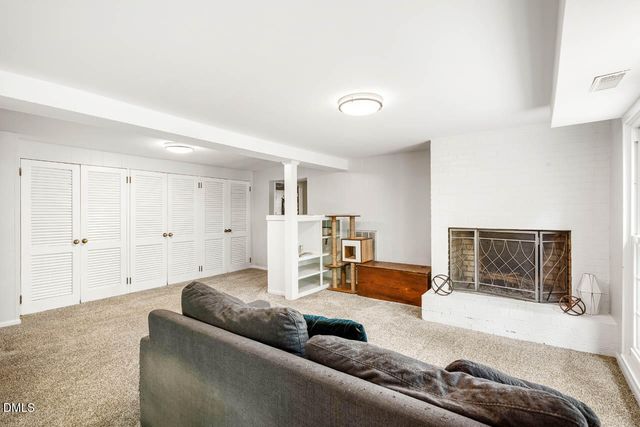 31 Mt Bolus Road, Chapel Hill, NC 27514