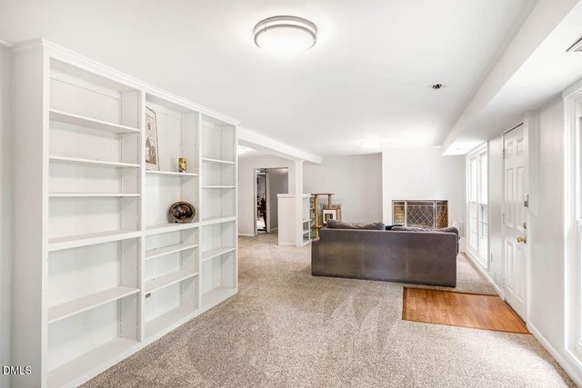 31 Mt Bolus Road, Chapel Hill, NC 27514