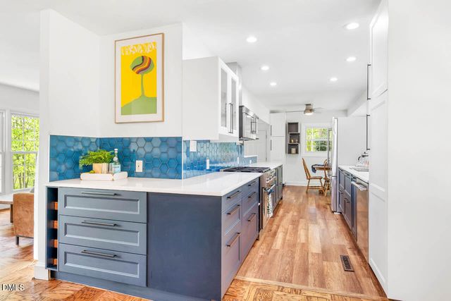 31 Mt Bolus Road, Chapel Hill, NC 27514