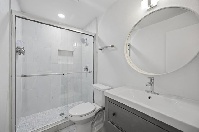 13016 Moorcroft LN, Austin, TX 78729