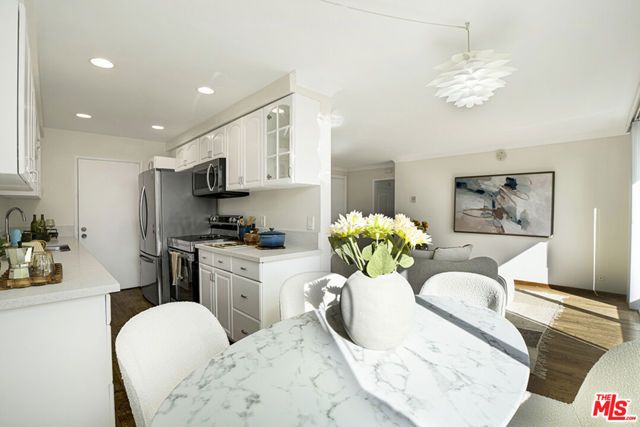 525 N Sycamore Avenue 306, Los Angeles, CA 90036