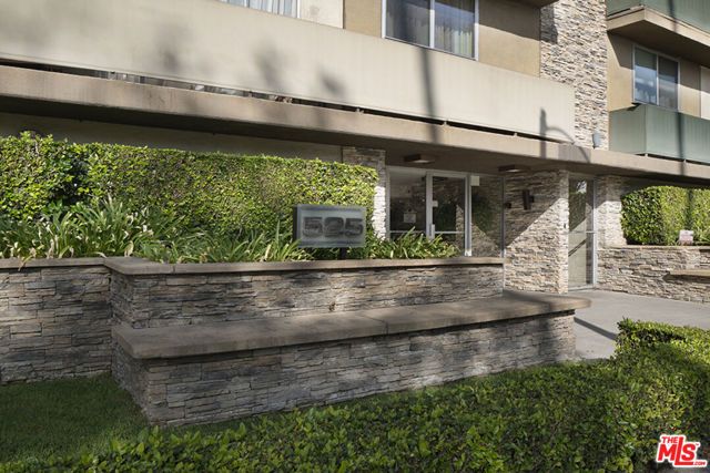 525 N Sycamore Avenue 306, Los Angeles, CA 90036