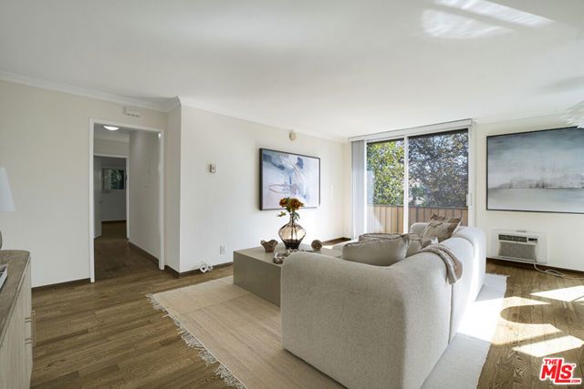 525 N Sycamore Avenue 306, Los Angeles, CA 90036