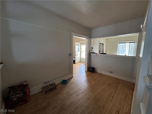 2806 Woodbridge Avenue, Cleveland, OH 44109