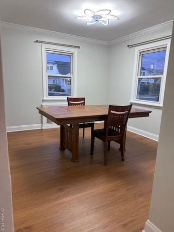 915 N 7th Street, North New Hyde Park, NY 11040