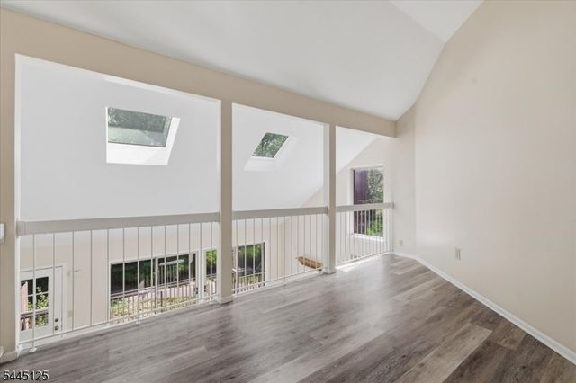4422 Bloomingdale Dr, Hillsborough Twp., NJ 08844
