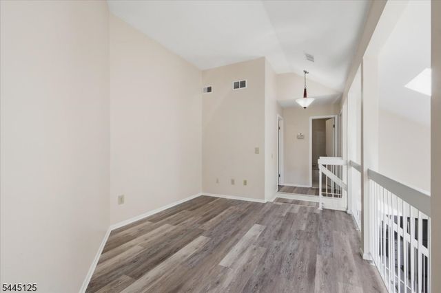 4422 Bloomingdale Dr, Hillsborough Twp., NJ 08844